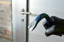 Während der urlaubssaison schlagen gewiefte einbrecher zu. Haus Und Wohnung Einbruchsicher Machen