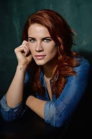 Courtney Hope Redhead Beauty Courtney Beauty