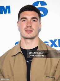 28 Photos & High Res Pictures