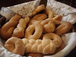 Biscoito De Polvilho Assado No Forno A Lenha Roscas Ou Rosquilhas Da Minha Avo Rosquilhas Receitas Sobremesas Portuguesas