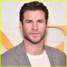 Gemma Bond's Instagram, Twitter & Facebook