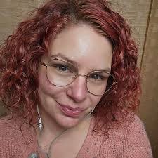 Esther Schwartz's Instagram, Twitter & Facebook