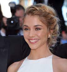 Nos Looks Beaute Coups De Cœur Du Festival De Cannes 2016 Festival De Cannes Coiffures Formelles Beaute Francaise