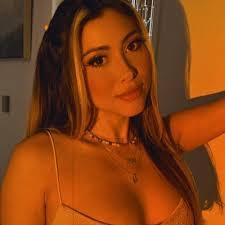 Ashley Coreas's Instagram, Twitter & Facebook