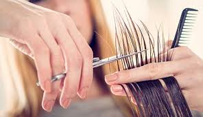 Salah satu yang paling sering didengar adalah, memotong rambut saat hamil berbahaya karena bisa sebabkan bayi cacat. Mitos Ibu Hamil Dilarang Potong Rambut Faktanya Bikin Rambut Terlihat Lebih Indah Cantik Tempo Co