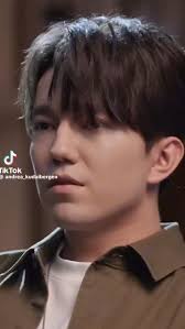 La nostalgia es un recuerdo agridulce que nos puede anclar en el pasado  pero que, si se dosifica, puede ser positiva. Si nos permite encontrar un  refugio momentáneo a las inclemencias del