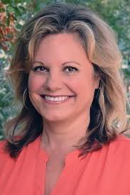 Cynthia Belliveau's Instagram, Twitter & Facebook