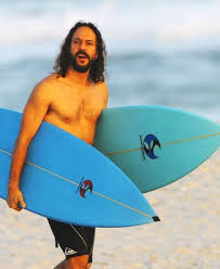 Surfista Nas Horas Vagas Pensador Prestigia O Wqs Prime E Cai No Mar Globoesporte Com