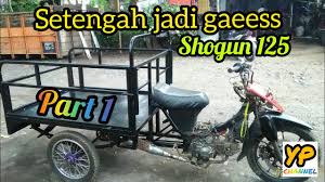 Sesuai dengan namanya, motor ini memiliki tiga pada umumnya motor roda tiga memiliki kapasitas silinder yang cukup besar, paling kurang 200 cc. Modifikasi Motor Roda Tiga Suzuki Shogun 125 Youtube Suzuki Reverse Trike Motor