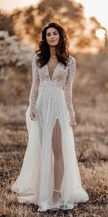 Wona Wedding Dresses Total Inspiration For You Wedding Forward In 2020 Wedding Dress Necklines Wedding Dress Guide Wedding Dress Long Sleeve