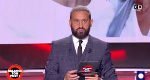 Vous aviez raté votre émission préférée tpmp ? C8 Cyril Hanouna Evince Balance Ton Post Et Eric Naulleau Pour Tpmp Toutelatele