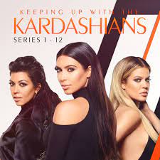 Alors que l'on vous disait que kim avait joué l'entremetteuse dans l'épisode 2 de la saison 16 entre kourtney et scott disick, il semblerait que cette semaine, ce soit khloé qui ait bien besoin d'aide. L Incroyable Famille Kardashian Saison 12 Episode 3 Vf Topreplay
