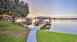 Waterfront Lake Placid Cottage With Private Boat Dock Lake Placid Fl United States Photos Room Rates Promotions