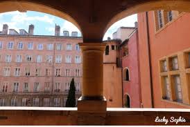Epingle Sur Lyon