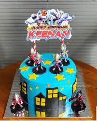 Mini barbie cake 25 x 25 cm harga : Kue Ultah Ultraman Zero Cara Golden