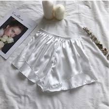 Comprar Intimos Das Mulheres Summer Safety Shorts Women Satin Ruffle Sexy Lounge Homewear Short Soft Seamless Elastic Waist Underskirtr Female Pajama Shorts