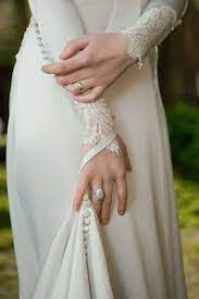 Maybe you would like to learn more about one of these? Twilight Breaking Dawn Biss Zum Ende Der Nacht Bellas Hochzeitskleid Film Kino Trailer