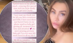 New Mum Lauren Goodger Reveals Her Life Is Complete As She Gushes Over Her Precious Baby Girl Daily Mail Online
