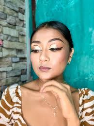 Kelly Cisneros's Instagram, Twitter & Facebook