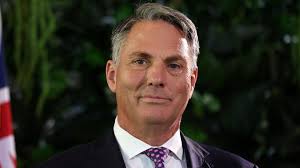 Ukraine firms hire more women and teens as labor shortages bite