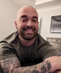 1985: ACADIANA'S ACTION PEOPLE. *TOM BECNEL.* From the Lafayette Daily  Advertiser of February 21st, 1985: HORATIO ALGER WOULD TIP HIS HAT TO  BECNEL Sprawled