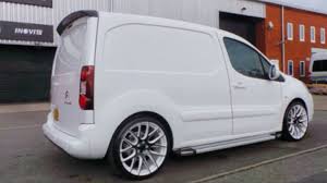 Pin By Jesus Rodriguez On Citroen Berlingo Van Volkswagen Scirocco Peugeot Land Rover Defender