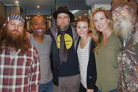 3,298,805 views, added to favorites 138,949 times. Darius Rucker Wagon Wheel Video Has Dynamic Cameos Tortuga Fest Adds Grace Potter More Country News Roundup