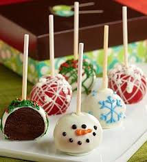 Pin By Kristy Gaunt On Desserts Holiday Truffles Christmas Cake Pops Holiday Cakes