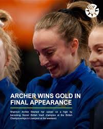 Shannon Archer's Instagram, Twitter & Facebook