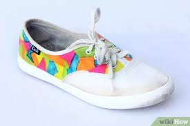 Illustrate the shoe lace and the rounded dots were they are inserted. How To Paint Shoes With Pictures Wikihow