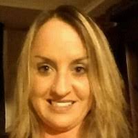 Robin Roche's Instagram, Twitter & Facebook