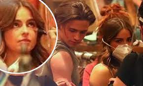 Mean girls helmer mark waters is directing from a script by r. Addison Rae And Her Co Lead Tanner Buchanan Seen For First Time Shooting Scenes For He S All That Daily Mail Online