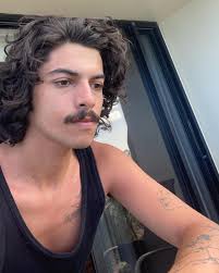 Roman (@romanroyal24) • Instagram photos and videos