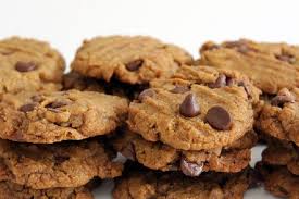 Recette Biscuits Au Beurre D Arachides Et Pepites De Chocolat Desserts Food Cookies