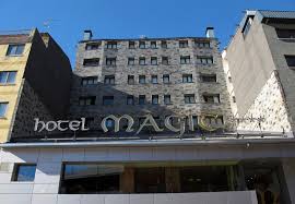 Ahora bien, las opciones para los peques no acaban aquí, ya que, como ocurre en los sectores de encamp y grau roig, pas de la casa cuenta con un circuito. Pas De La Casa Net Book Hotel Magic Pas A Pas De La Casa