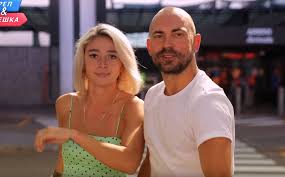 Девушка имеет много разных размеров татуировок. Nastya Ivleeva I Andrej Bednyakov Vozvrashayutsya V Orel I Reshka Lifestyle Seldon Novosti