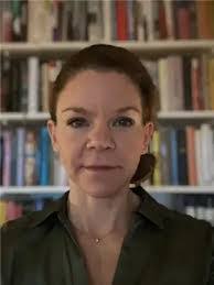 Lydia Kahn's Instagram, Twitter & Facebook