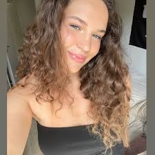 Lisa Augusta (@lisa__augusta) • Instagram photos and videos