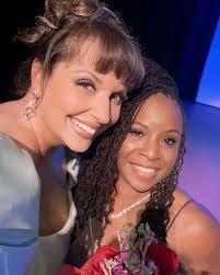 Lana Greene's Instagram, Twitter & Facebook