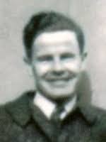 Daniel Blayney's Instagram, Twitter & Facebook