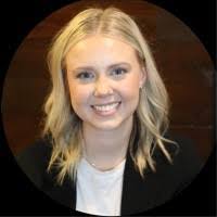 Shelby Sloan's Instagram, Twitter & Facebook