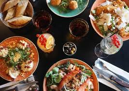 Excellent lunchtime offers such as moules with chips and a quarter carafe of. La Cote Et L Arete Tours Menu Prix Restaurant Avis Tripadvisor