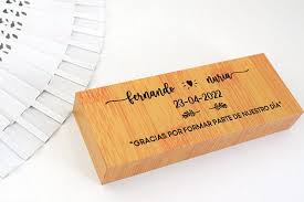 Frases para testigos de boda. Caja De Madera Grabada Con 2 Boligrafos Personalizados Regalo De Bodas