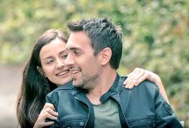 1.75 cm boyunda, 55 kg, yeşil gözlü ve kova burcu olan oyuncu. Sadece Nefes An Interview With Irem Helvacioglu By Dizi Land Turkish Entertainment News In English Medium