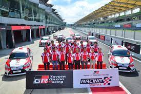 Maybe you would like to learn more about one of these? Mahu Jadi Pelumba Jom Sertai Toyota Vios Challenge