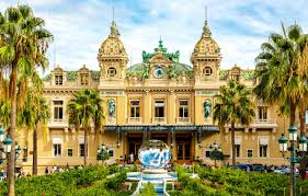 The historic monaco grand prix. Wallpaper Palm Trees People Watch Lights Fountain The Bushes Casino Palace Sculpture Monaco Monte Carlo Casino Images For Desktop Section Gorod Download
