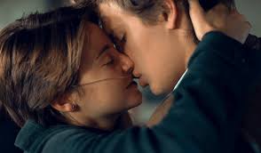 Hazel (shailene woodley) and gus (ansel elgort) are two extraordinary teenagers who share an acerbic wit, a disdai. A Culpa E Das Estrelas Papo De Cinema