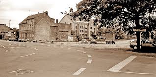 Bahnhofstrasse Grimmer Strasse Greifswald 1995 Greifswald History Geschichte Umbruch Wende Zerfall N54 5 42 28 E13 22 2 Greifswald Reisen Strasse