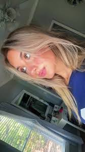 Emily Bergin's Instagram, Twitter & Facebook