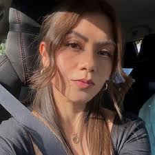 Lily Navarro (@lilynavarropsic)